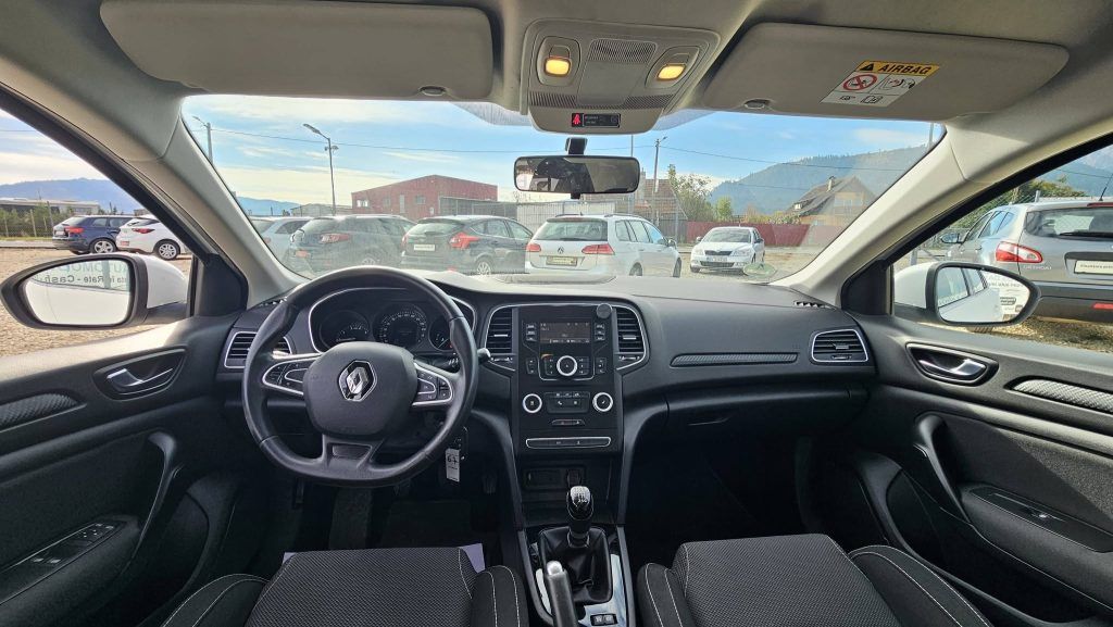 Renault Megane 4 2018 1.3L Benzină – poza 12