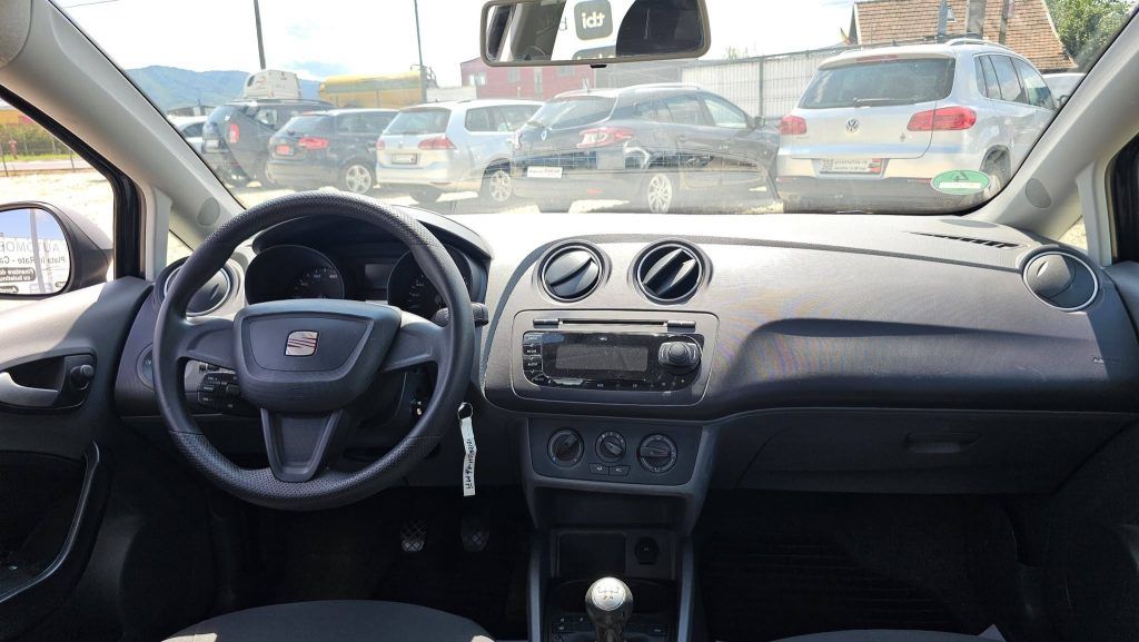 Seat Ibiza 2011 1.4L Benzină – poza 8