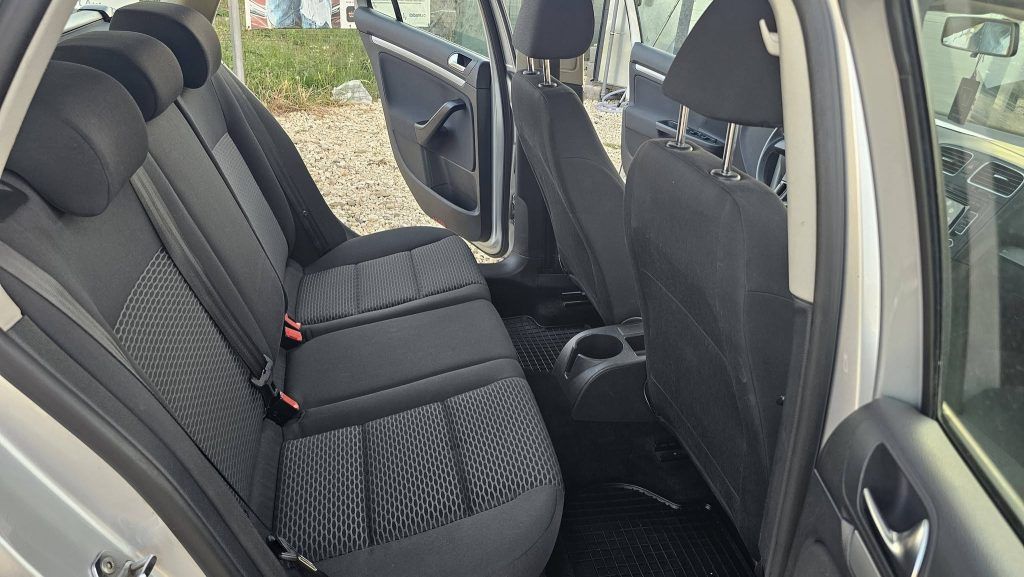 Volkswagen Golf 6 2012 1.6L Diesel – poza 10