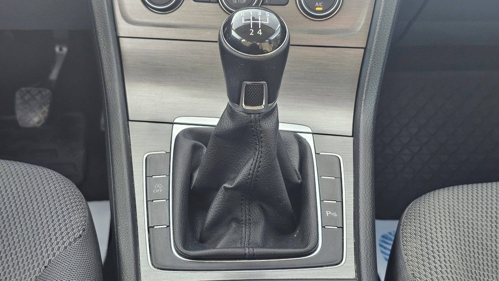 Volkswagen Golf 7 2014 1.6L Diesel – poza 11