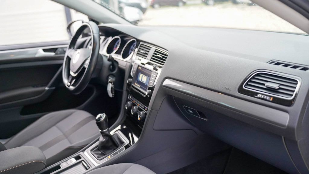 Volkswagen Golf 7 2016 1.2L Benzină – poza 10